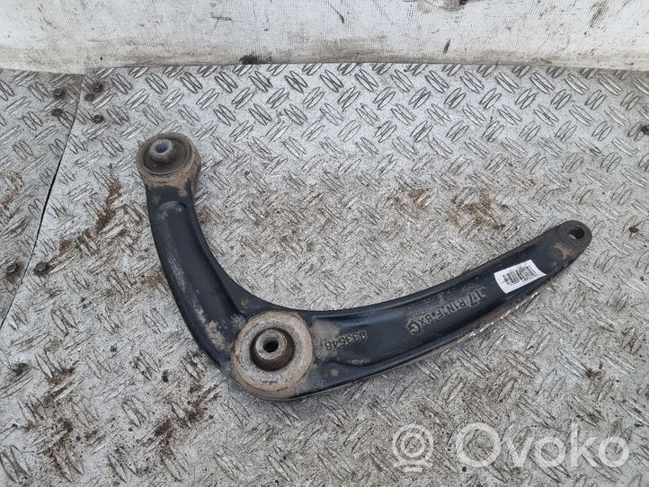 Peugeot 308 Braccio di controllo sospensione anteriore inferiore/braccio oscillante 833548