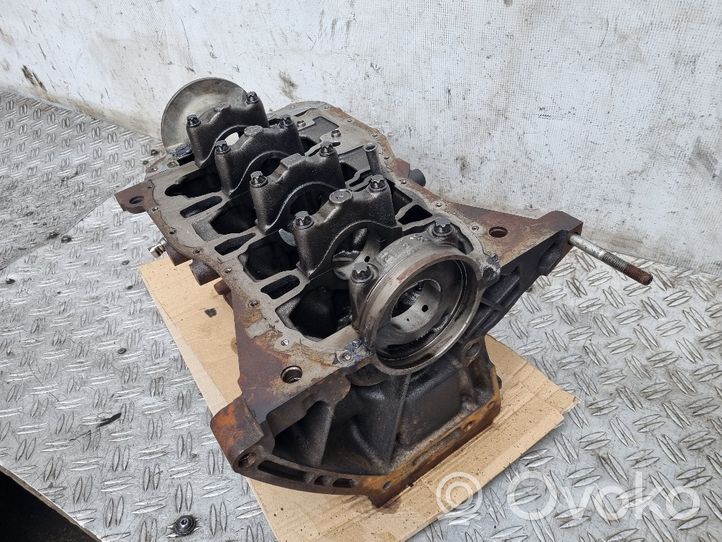 Renault Twingo II Engine block K9KP820