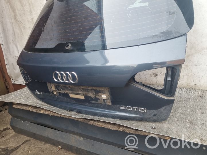 Audi A4 S4 B8 8K Takaluukun/tavaratilan kansi 