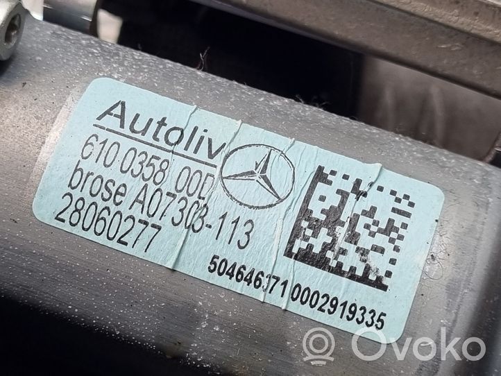 Mercedes-Benz C W204 Etuistuimen turvavyö A2048602586