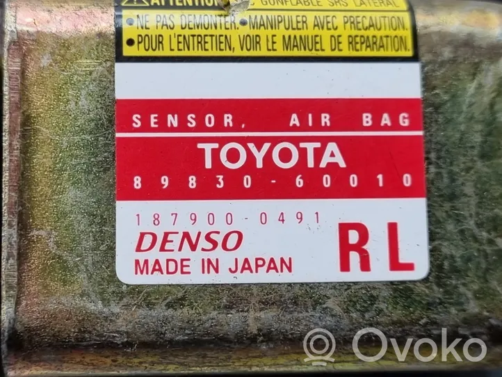 Toyota Land Cruiser (J100) Sensore d’urto/d'impatto apertura airbag 8983060010