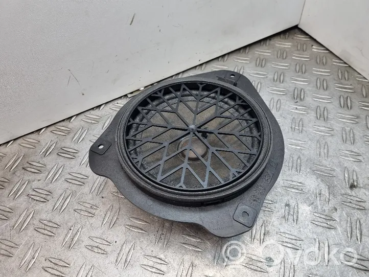 Audi A5 8T 8F Enceinte de porte arrière 8T0035411