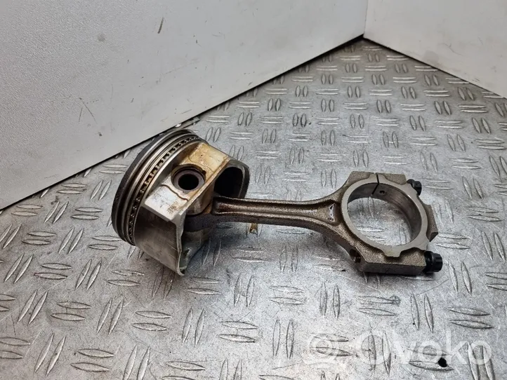 Toyota Land Cruiser (J100) Piston avec bielle 50051