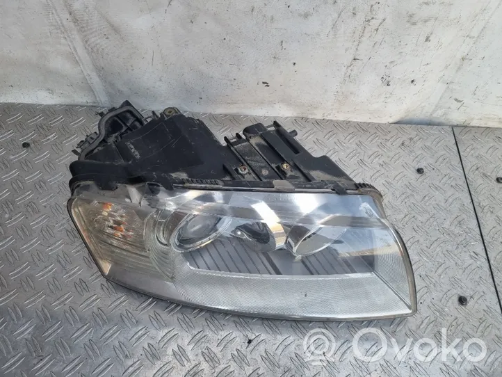 Audi A8 S8 D3 4E Phare frontale 15811800