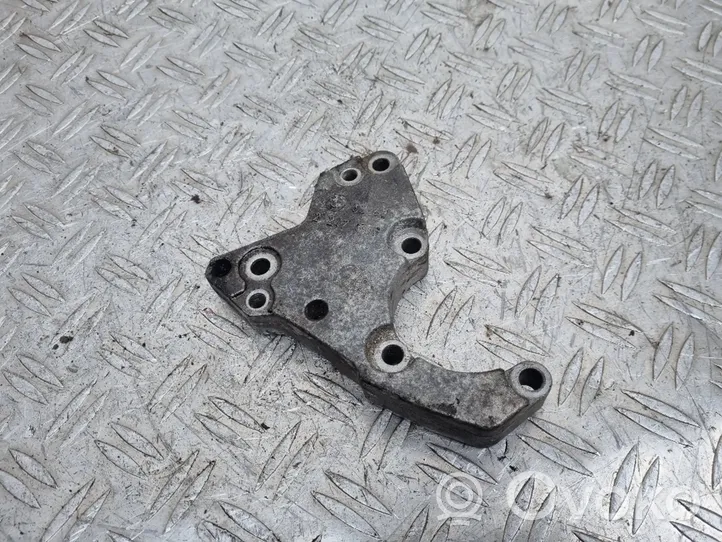 BMW X5 E53 Supporto di montaggio della pompa del servosterzo 2247556