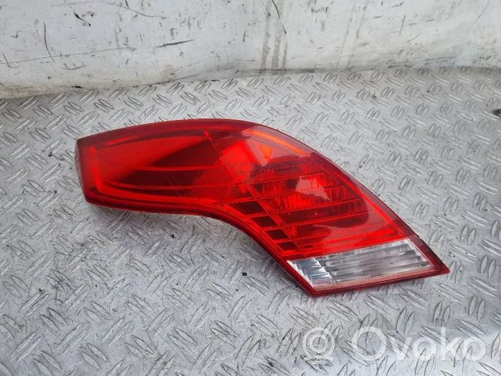 Ford Focus Feux arrière sur hayon 6N4113A603A