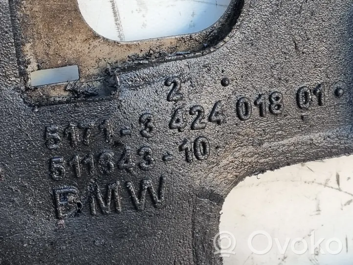 BMW X3 E83 Protezione anti spruzzi/sottoscocca del motore 3415148