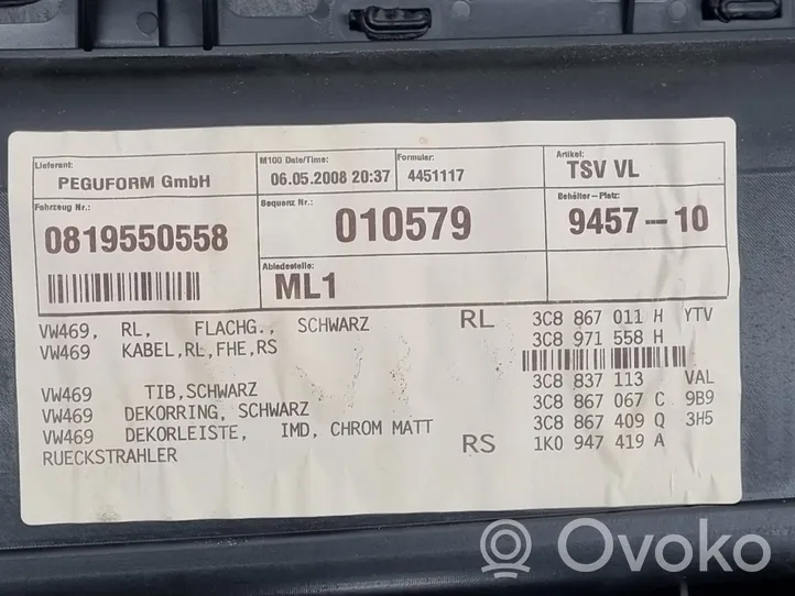 Volkswagen PASSAT CC Boczki / Poszycie drzwi przednich 3C8867011H