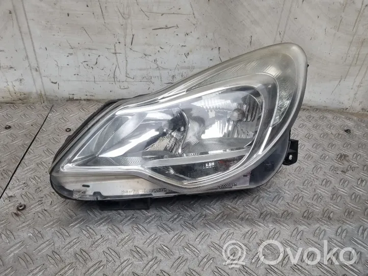 Opel Corsa D Lampa przednia 13392707