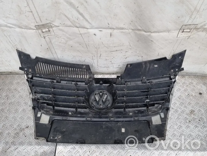 Volkswagen PASSAT B6 Front bumper upper radiator grill 3C0853651B