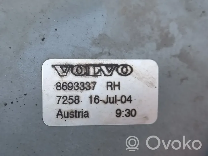 Volvo S60 Etusumuvalo 8693337