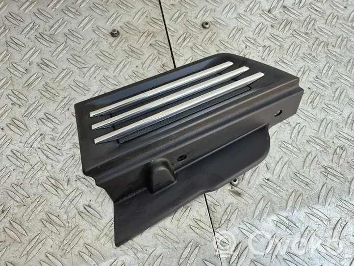 Dodge Nitro Grill / Wlot powietrza błotnika przedniego 55157165AC