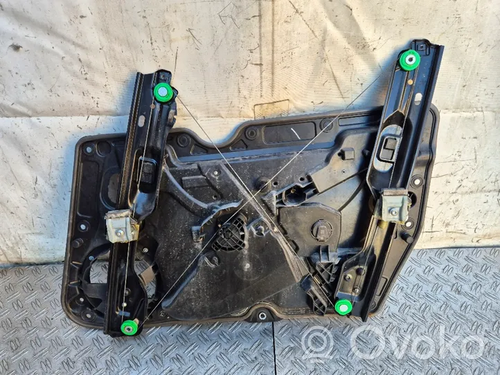 Volkswagen Golf VI Alzacristalli della portiera anteriore con motorino 5K0837755G