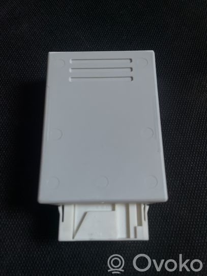 37146770411 BMW 5 E60 E61 Air suspension control unit module (rear  