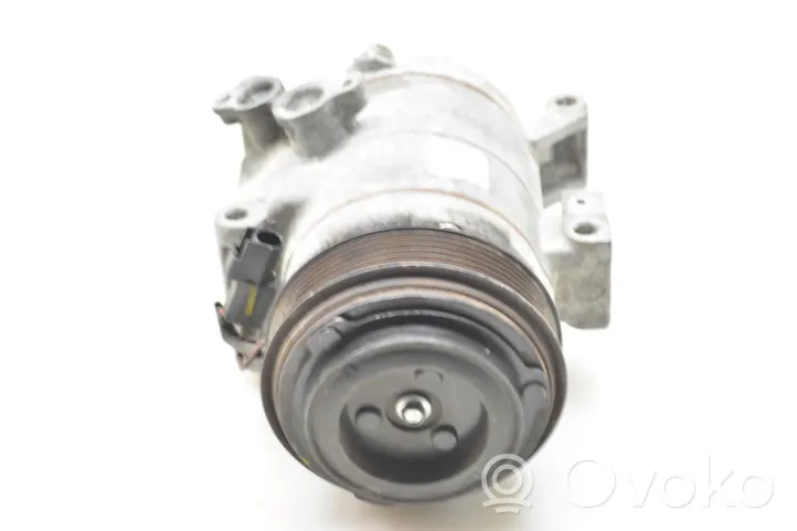 Mazda 6 Ilmastointilaitteen kompressorin pumppu (A/C) F500JUBCA03