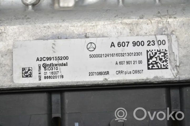 Mercedes-Benz A W176 Engine control unit/module A6079002300