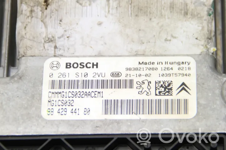 Peugeot 208 Sterownik / Moduł ECU 9842944180