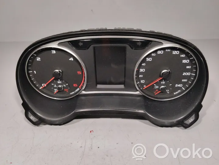Audi A1 Speedometer (instrument cluster) 8XA920930F