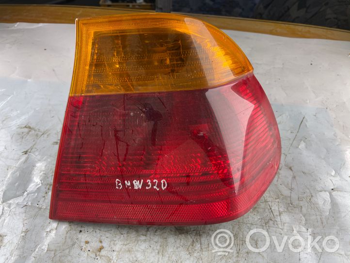 BMW 3 E46 Задний фонарь в кузове 230022
