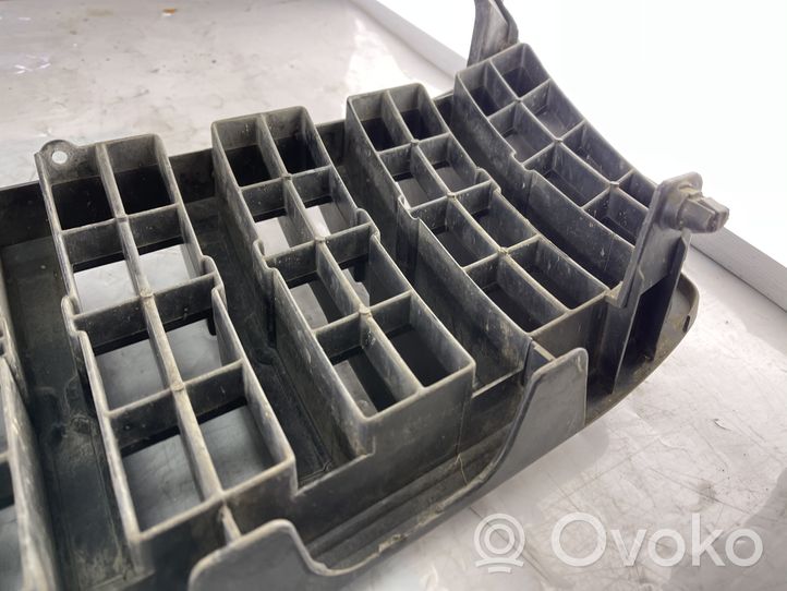 Toyota Land Cruiser (HDJ90) Maskownica / Grill / Atrapa górna chłodnicy 5310060100