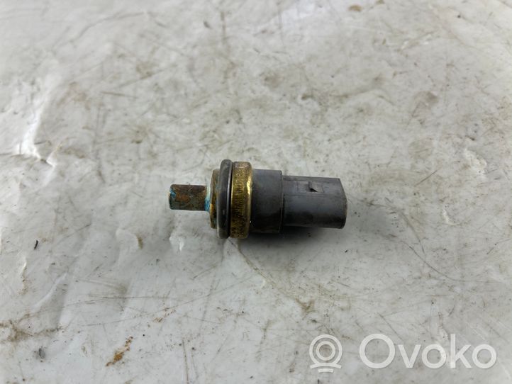 Audi A4 S4 B7 8E 8H Czujnik temperatury płynu chłodzącego 06A919501A