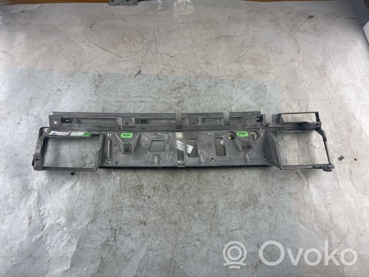 Audi A8 S8 D3 4E Panneau de garniture console centrale 4E2857185