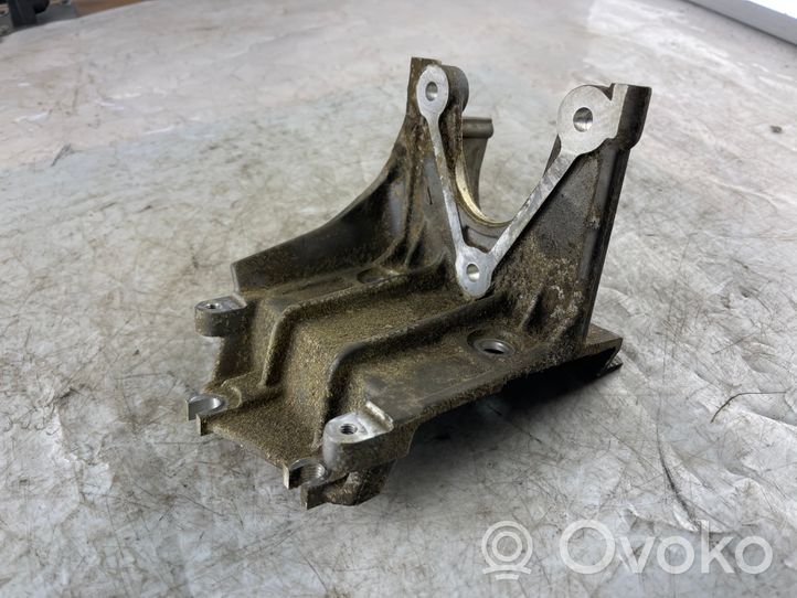 Audi A8 S8 D3 4E Supporto della pompa del carburante 057130147R