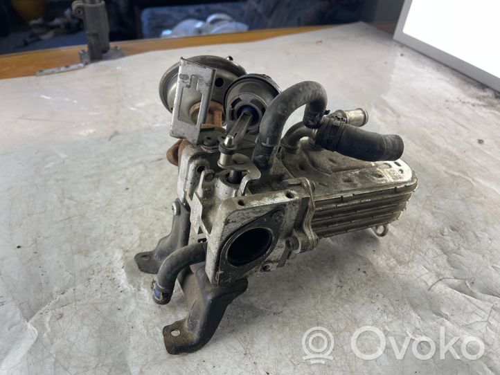 Audi A8 S8 D3 4E AGR Kühler Abgaskühler 059131063C