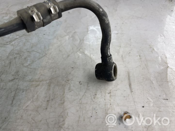 Opel Vectra C Fuel line pipe 