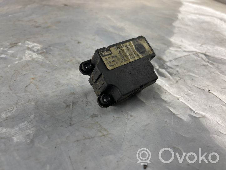 Opel Vectra C A/C air flow flap actuator/motor 09180203