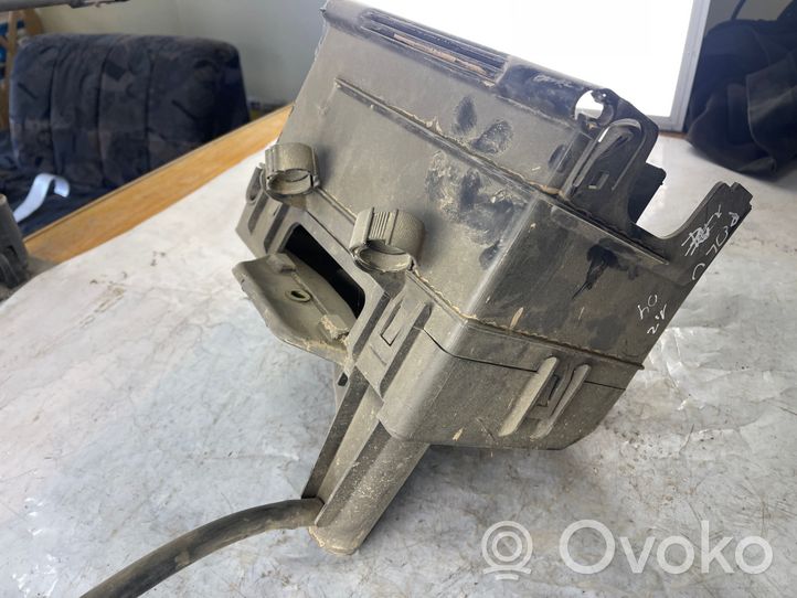 Volkswagen Polo Battery box tray 6Q0915331