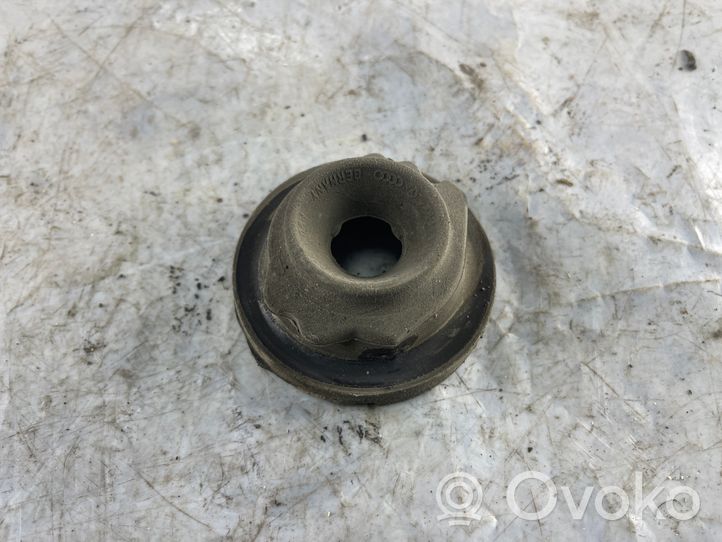 Volkswagen Polo IV 9N3 Rear coil spring rubber mount 1J0512149