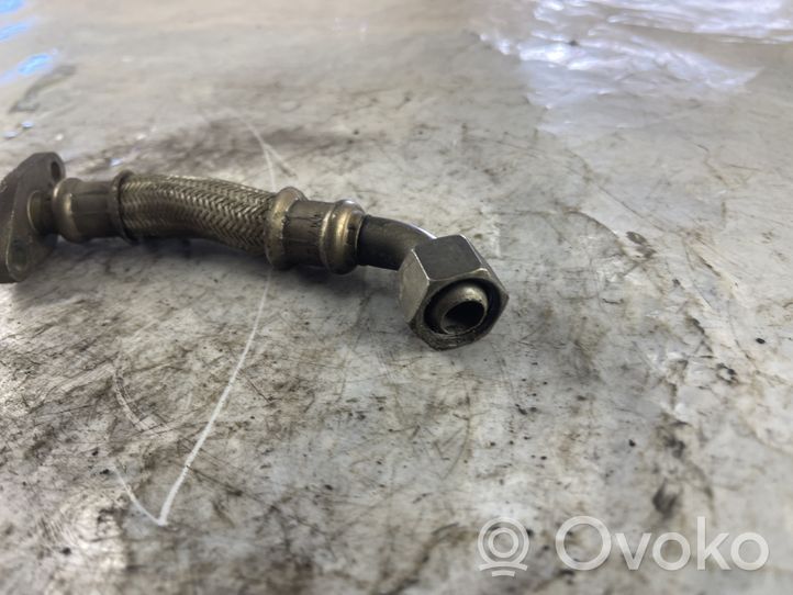 Volkswagen Polo IV 9N3 Turbo turbocharger oiling pipe/hose 