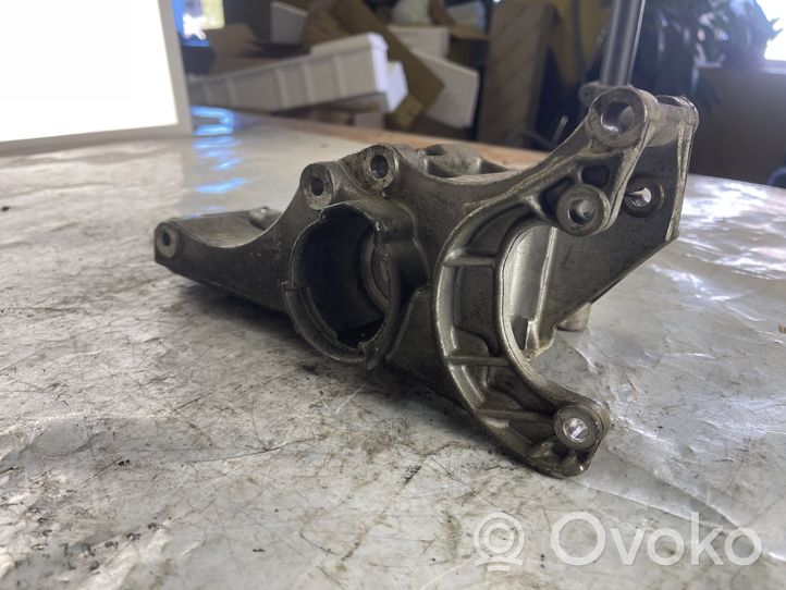 Volkswagen Polo IV 9N3 Support, suspension du moteur 032145169