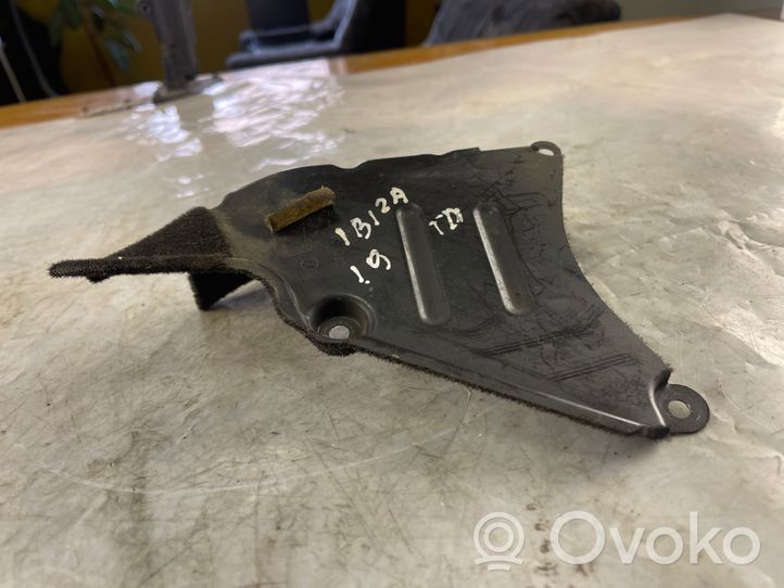 Seat Ibiza III (6L) Osłona paska / łańcucha rozrządu 038109147