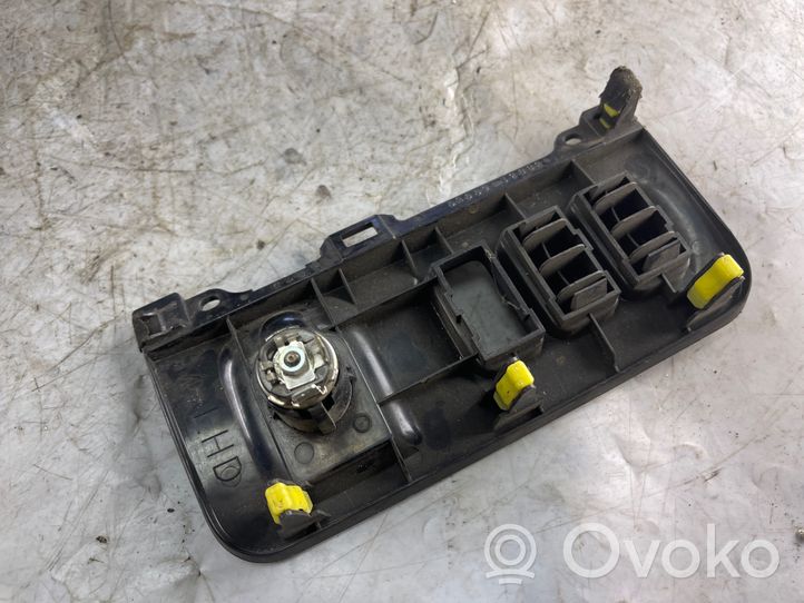 Toyota Land Cruiser (J120) 12 V lizdas (priekyje) 5883160050