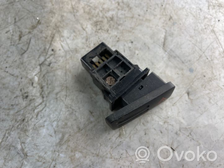 Toyota Land Cruiser (J120) Hazard light switch 153693