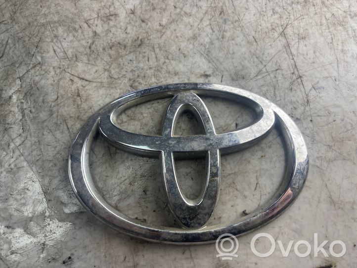 Toyota Corolla Verso E121 Logo/stemma case automobilistiche 90975W2001