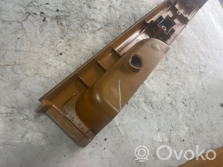 Nissan Patrol Y61 Support bouton lève vitre porte avant 82961vb000