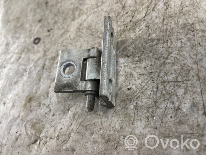 Volvo V70 Front door upper hinge 