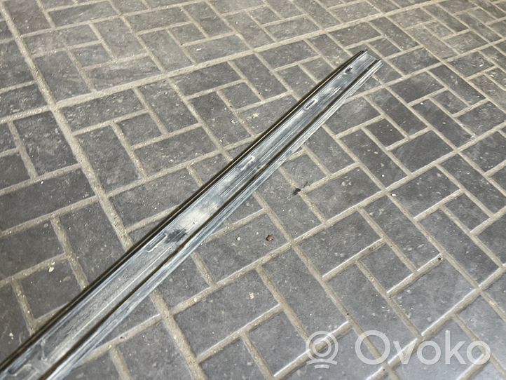 Volkswagen PASSAT B5.5 Sill/side skirt trim 3b0853985