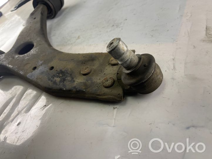 Volvo V40 Fourchette, bras de suspension inférieur avant 