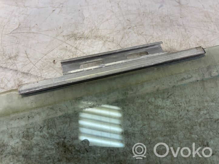 Mitsubishi Pajero Sport I Rear door window glass 