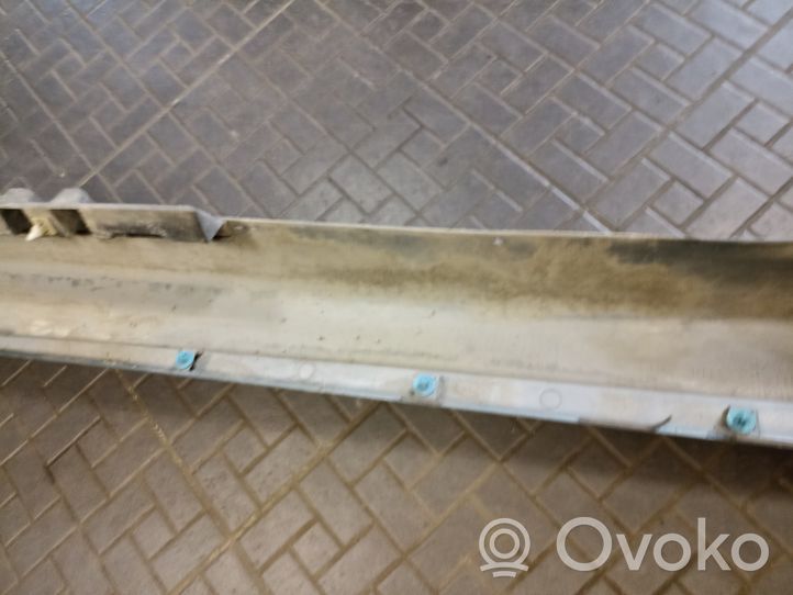 Mitsubishi Grandis Sill MN145462