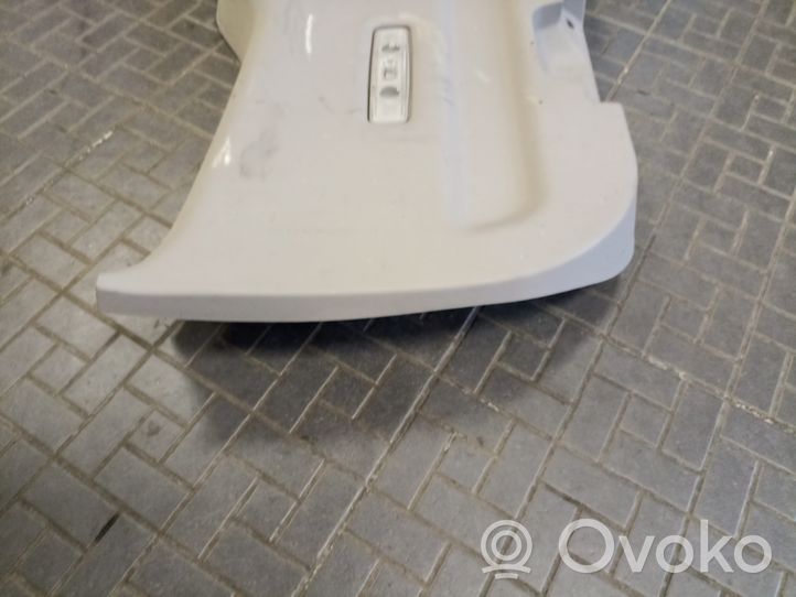 Mitsubishi Grandis Verkleidung Abdeckung Heckklappe Kofferraumdeckel MR576115