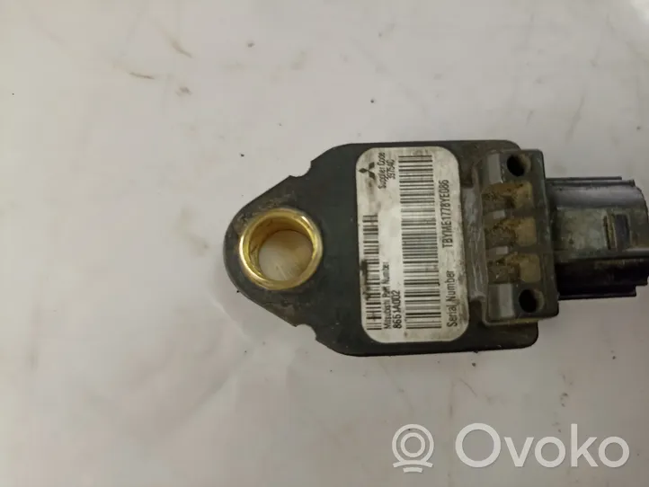 Peugeot 4007 Sensor impacto/accidente para activar Airbag 8651A002