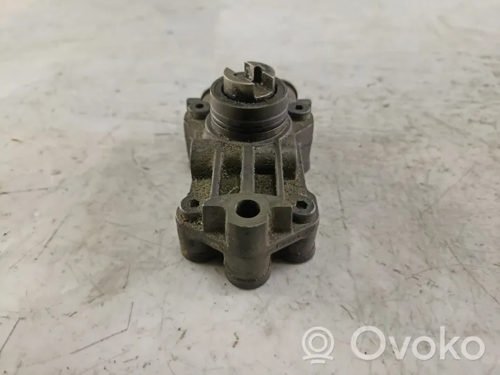 Suzuki Grand Vitara I Pompe d'injection de carburant à haute pression A6110900350