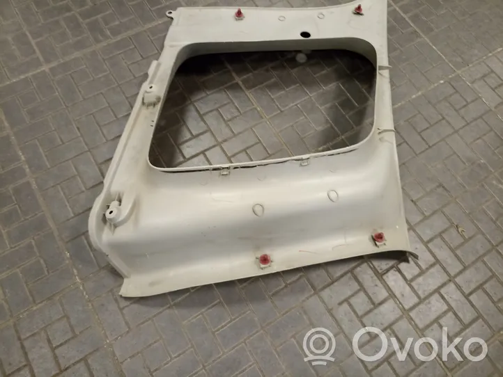 Suzuki Grand Vitara I Lasin takaosan lista 7629065D00