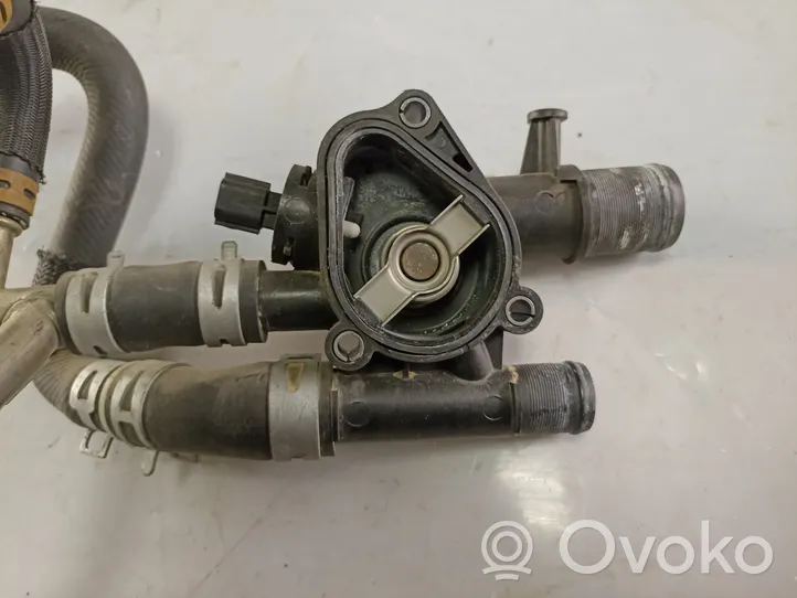 Suzuki Grand Vitara II Termostaatin kotelo 8200366950