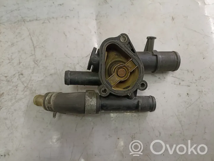 Suzuki Grand Vitara II Termostaatin kotelo 8200112054B